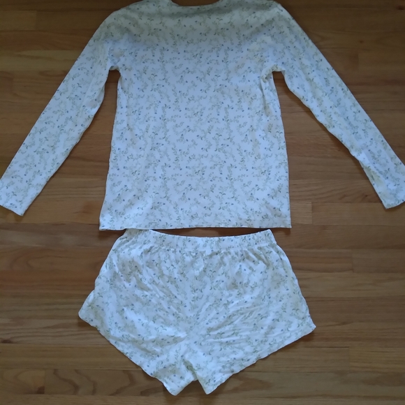 Julia Berolzheimer + Lake Floral Pajama Set Medium - Picture 12 of 12